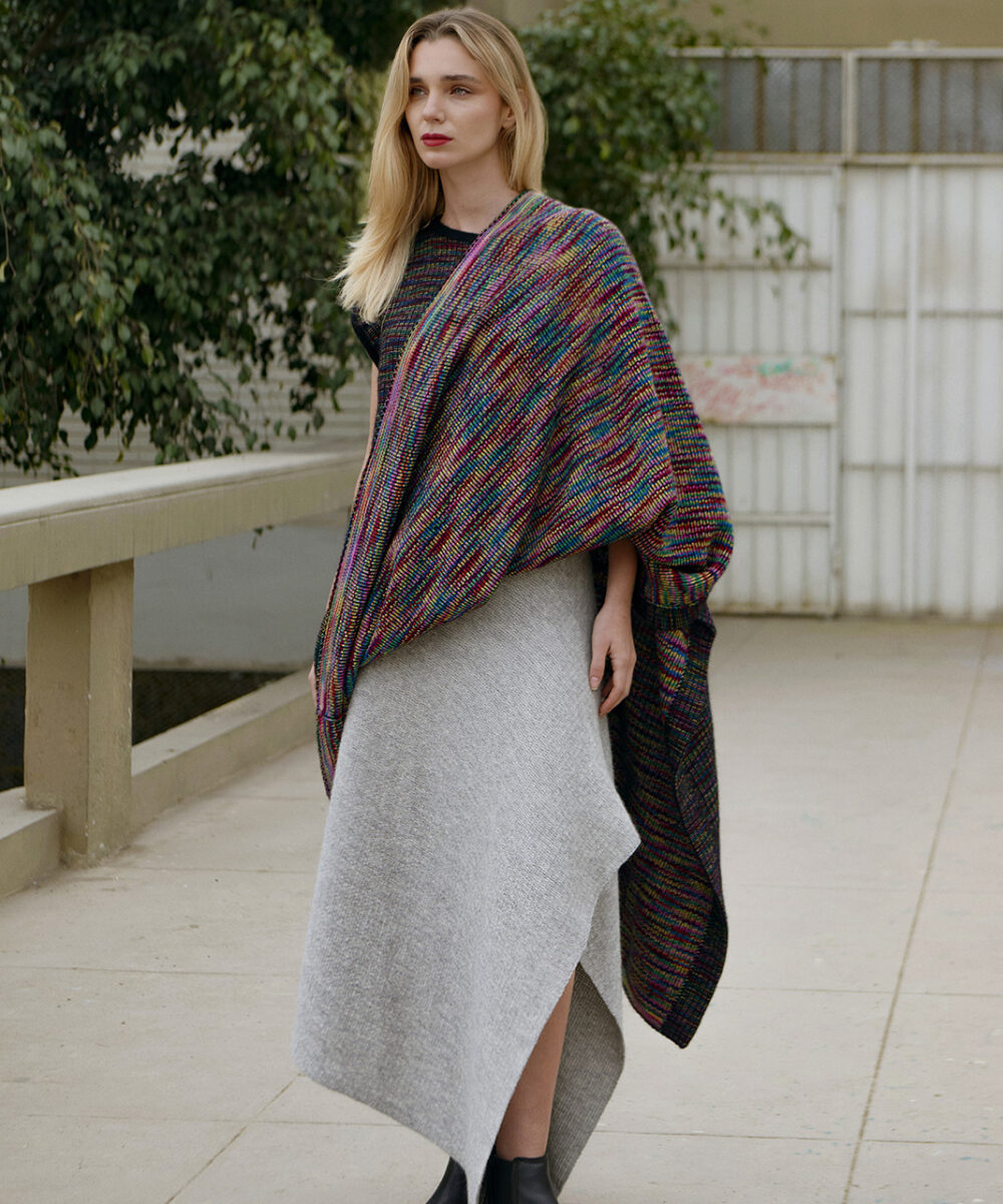 67% Baby Alpaca - 16% Merino Wool - 17% Recycled Polyamide