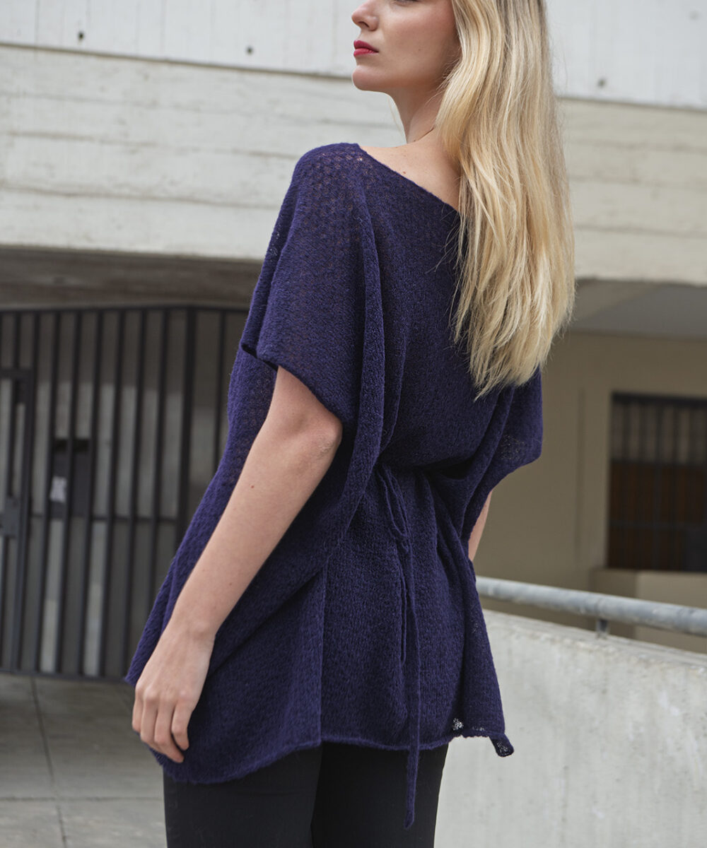 60% Baby Alpaca - 5% Merino Wool - 35% Recyled Polyamide